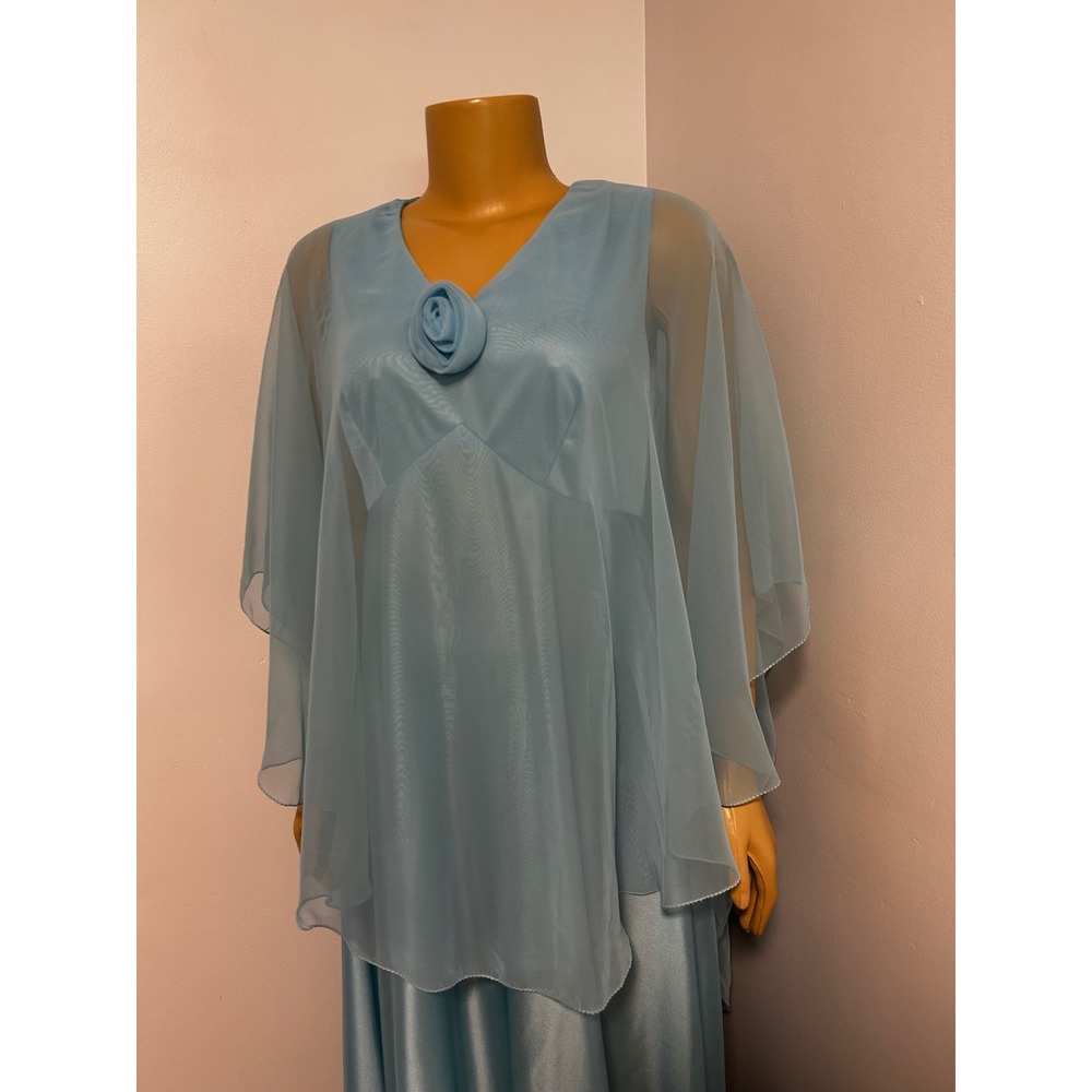 Vintage 70s ILGWU Blue Maxi Gown Sheer Cape Rosette Formal
Dress Size 14 - Picture 2 of 9